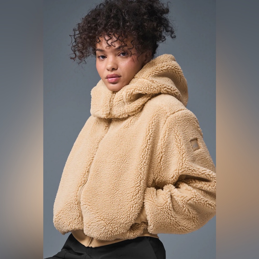 Alo Yoga Foxy Sherpa Jacket